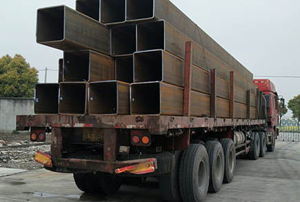 张湾大口径无缝方管