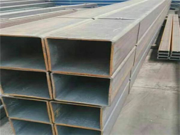 张湾Q355B<font style='color:red'>无缝方管</font>大厂出货